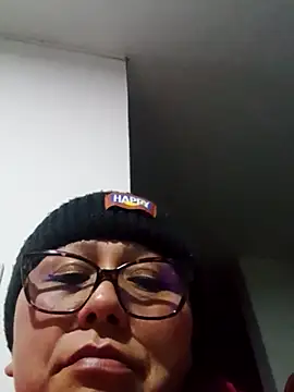 Snapshot of Darly_Gomez chatting on 02/28/25, 04:32 Darly Gomez online show from 02/28/25, 04:32