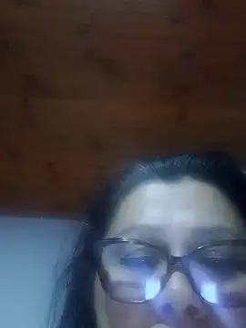 Snapshot of Darly_Gomez chatting on 03/06/25, 01:58 Darly Gomez online show from 03/06/25, 01:58