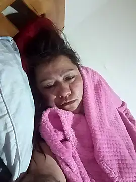 Snapshot of Darly_Gomez chatting on 09/13/25, 02:22 Darly Gomez online show from 09/13/25, 02:22