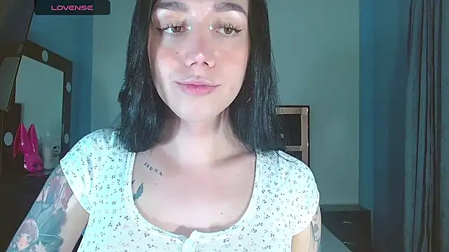 Snapshot of karla_zambrano chatting on 01/15/26, 07:39 karla zambrano online show from 01/15/26, 07:39