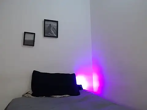 Snapshot of aria_jhonsson chatting on 01/03/25, 03:05 aria jhonsson online show from 01/03/25, 03:05