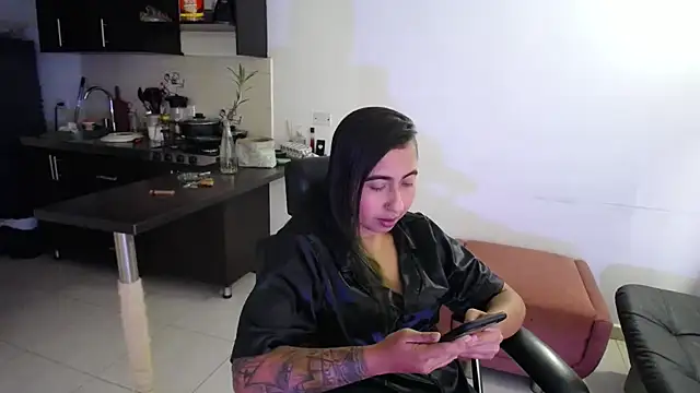 Snapshot of aria_jhonsson chatting on 09/10/25, 04:51 aria jhonsson online show from 09/10/25, 04:51