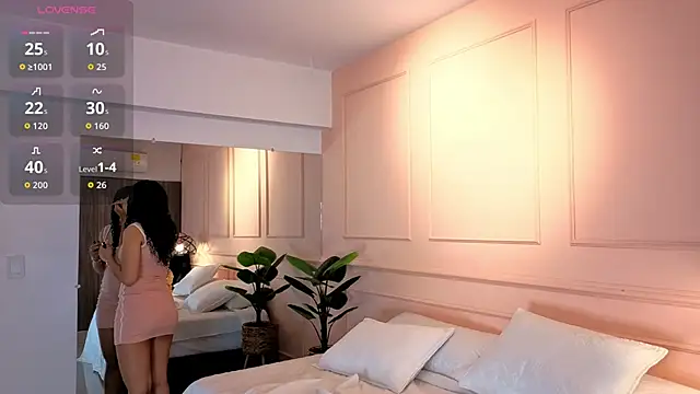 SHARONN     online show from 10/15/25, 04:12