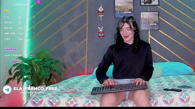 Snapshot of elafranco_ chatting on 12/28/24, 11:05 elafranco online show from 12/28/24, 11:05