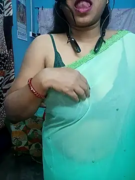 Sexy Mona Bhabhi online show from 01/06/25, 05:38