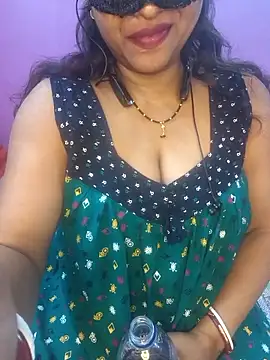 Sexy Mona Bhabhi online show from 02/03/26, 06:24