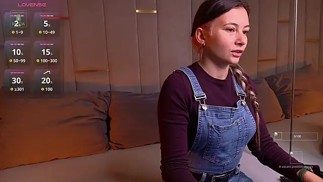 Ishtar Divine online show from 09/17/25, 09:11