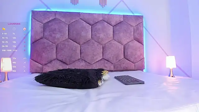 aggy castel online show from 02/06/25, 02:44