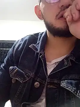 Nene1325 online show from 12/15/24, 06:18