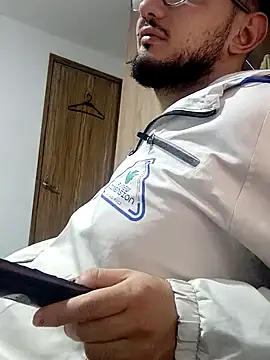 Nene1325 online show from 12/18/24, 05:04