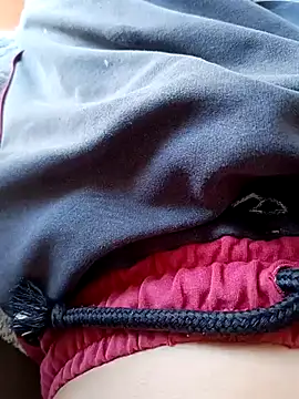 Snapshot of paubabando_ chatting on 02/22/25, 12:29 paubabando online show from 02/22/25, 12:29