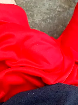 Snapshot of paubabando_ chatting on 11/30/25, 10:30 paubabando online show from 11/30/25, 10:30