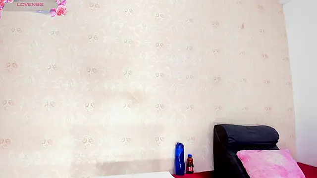 SARA COLLIINS  online show from 09/15/25, 08:09