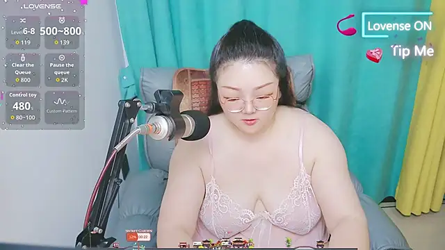 Weiwei5200 online show from 05/24/26, 02:05