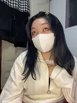 Snapshot of YUNA-yuna chatting on 01/21/25, 01:00 YUNA-yuna online show from 01/21/25, 01:00