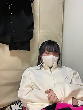 Snapshot of YUNA-yuna chatting on 01/25/25, 04:24 YUNA-yuna online show from 01/25/25, 04:24