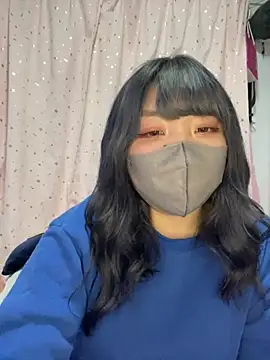 Snapshot of YUNA-yuna chatting on 02/02/25, 04:11 YUNA-yuna online show from 02/02/25, 04:11
