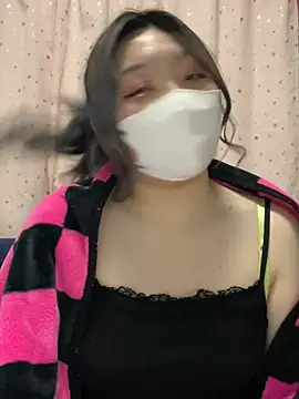 Snapshot of YUNA-yuna chatting on 02/22/25, 04:40 YUNA-yuna online show from 02/22/25, 04:40