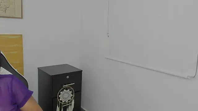 yaya23x online show from 01/15/25, 12:04