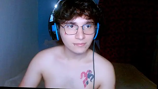 Charley quin online show from 04/27/26, 11:58