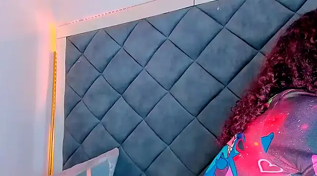 Nellyhills online show from 02/03/25, 12:15