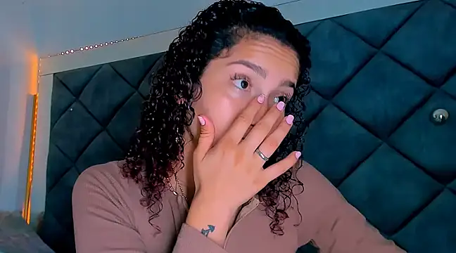 Nellyhills online show from 02/06/25, 04:47