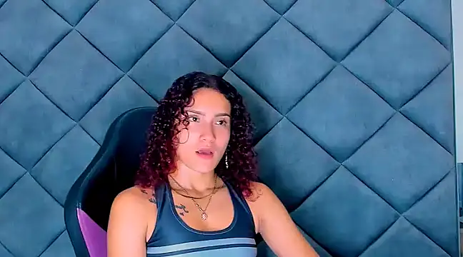 Nellyhills online show from 02/11/25, 09:56