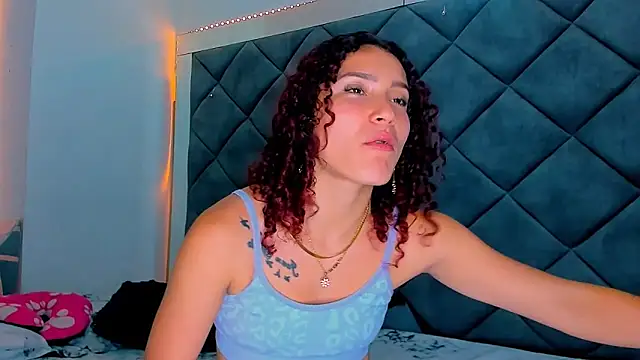 Nellyhills online show from 02/18/25, 01:54