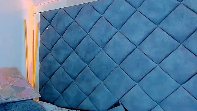 Nellyhills online show from 02/21/25, 01:00