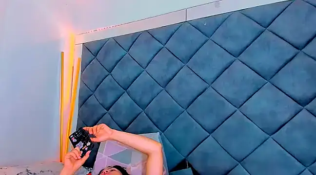 Nellyhills online show from 02/27/25, 11:26