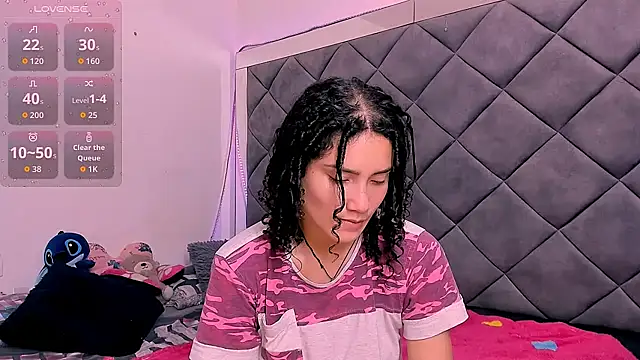 Nellyhills online show from 11/15/25, 05:09