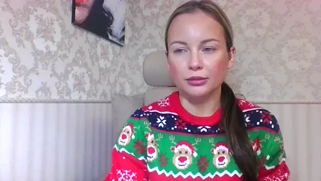 Snapshot of jennifer838 chatting on 12/21/25, 10:55 jennifer838 online show from 12/21/25, 10:55