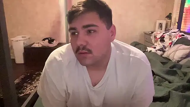 Snapshot of wesandemma chatting on 12/16/24, 01:10 wesandemma online show from 12/16/24, 01:10