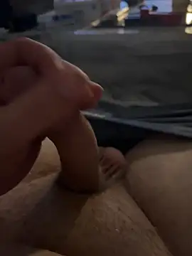 Snapshot of EhemannTotti chatting on 09/10/25, 10:43 EhemannTotti online show from 09/10/25, 10:43