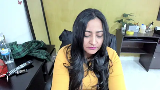 Snapshot of Adele_Sweett chatting on 01/29/25, 01:28 Adele Sweett online show from 01/29/25, 01:28