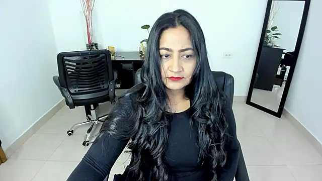 Snapshot of Adele_Sweett chatting on 03/04/25, 10:13 Adele Sweett online show from 03/04/25, 10:13