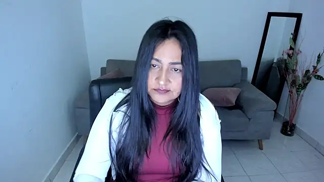 Snapshot of Adele_Sweett chatting on 04/30/26, 10:43 Adele Sweett online show from 04/30/26, 10:43