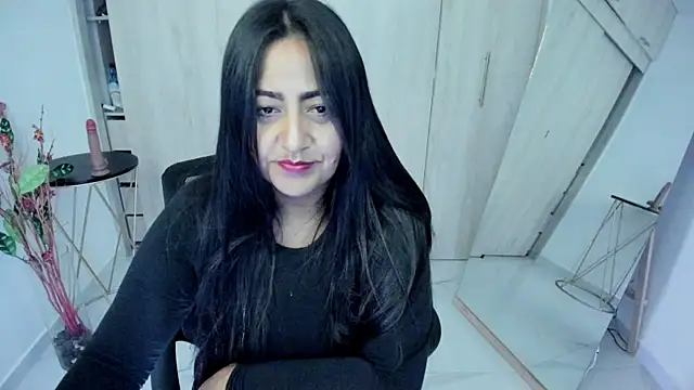 Snapshot of Adele_Sweett chatting on 07/04/26, 11:05 Adele Sweett online show from 07/04/26, 11:05