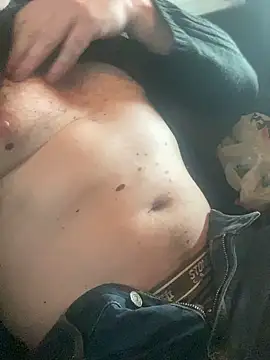 Snapshot of FrankJake99 chatting on 09/17/25, 01:46 FrankJake99 online show from 09/17/25, 01:46