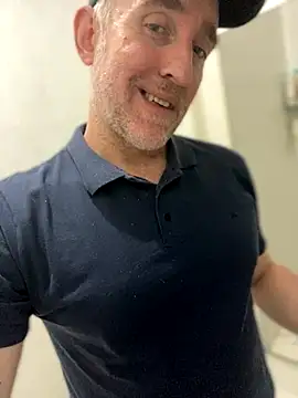 Snapshot of FrankJake99 chatting on 10/03/25, 08:06 FrankJake99 online show from 10/03/25, 08:06