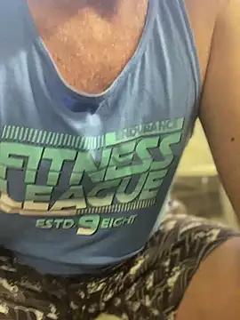 Snapshot of FrankJake99 chatting on 10/15/25, 04:18 FrankJake99 online show from 10/15/25, 04:18