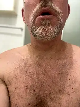 Snapshot of FrankJake99 chatting on 11/26/25, 10:22 FrankJake99 online show from 11/26/25, 10:22