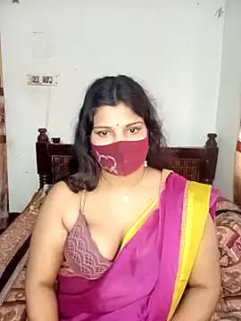 Snapshot of Hot-Angel_ chatting on 01/01/25, 03:02 Hot-Angel online show from 01/01/25, 03:02