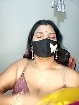 Snapshot of Hot-Angel_ chatting on 01/04/25, 02:46 Hot-Angel online show from 01/04/25, 02:46