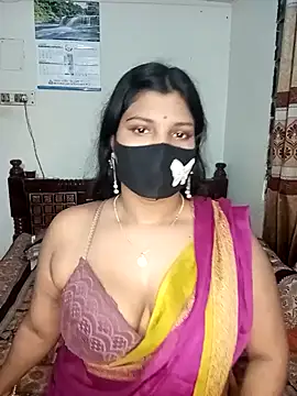 Snapshot of Hot-Angel_ chatting on 01/05/25, 12:31 Hot-Angel online show from 01/05/25, 12:31