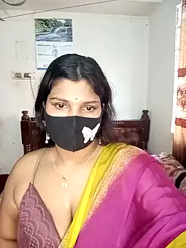 Snapshot of Hot-Angel_ chatting on 01/05/25, 03:32 Hot-Angel online show from 01/05/25, 03:32