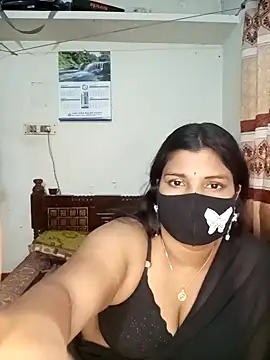 Snapshot of Hot-Angel_ chatting on 01/06/25, 01:31 Hot-Angel online show from 01/06/25, 01:31