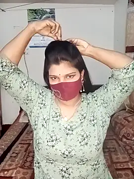 Snapshot of Hot-Angel_ chatting on 01/06/25, 04:34 Hot-Angel online show from 01/06/25, 04:34