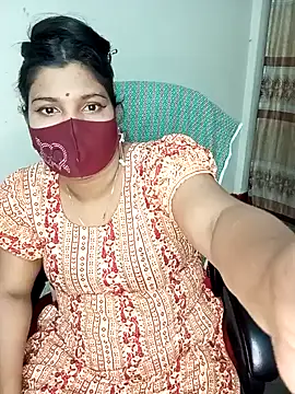 Snapshot of Hot-Angel_ chatting on 01/18/25, 12:24 Hot-Angel online show from 01/18/25, 12:24