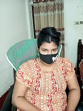 Snapshot of Hot-Angel_ chatting on 01/20/25, 03:48 Hot-Angel online show from 01/20/25, 03:48